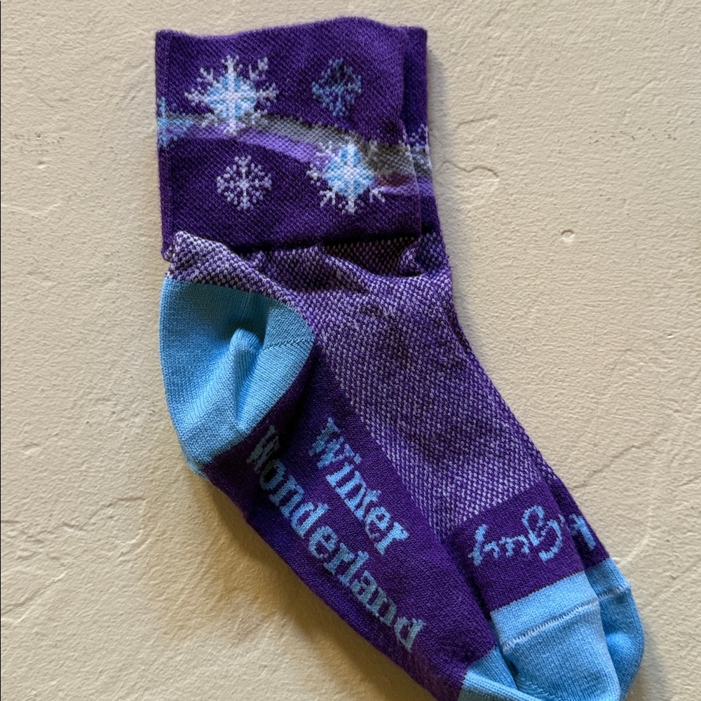 9 Pair of Women’s Cycling Socks, Size Medium, Colorful Patterns - Picture 7 of 8